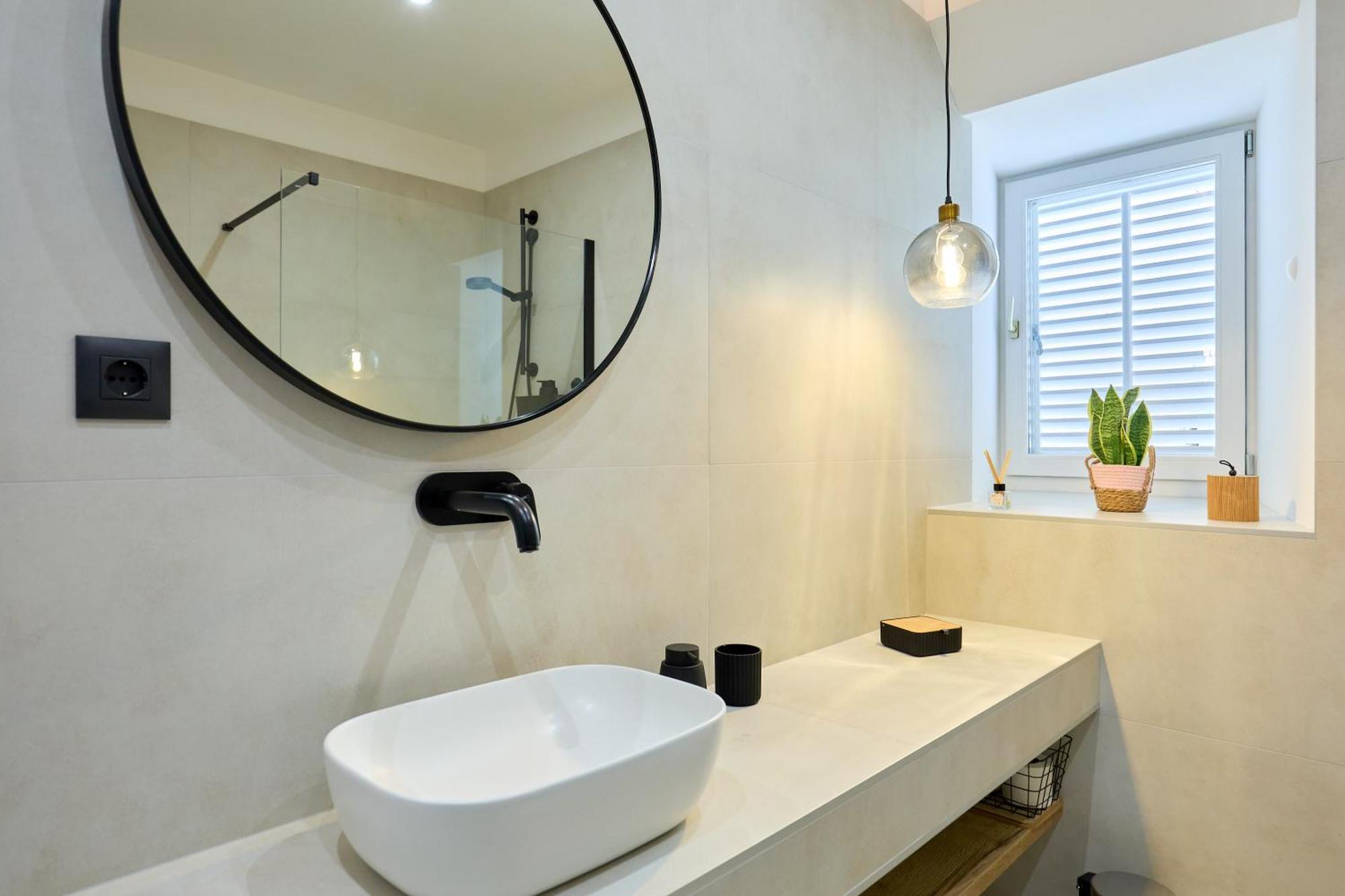 Apartment Iza Grada Дубровник Екстериор снимка